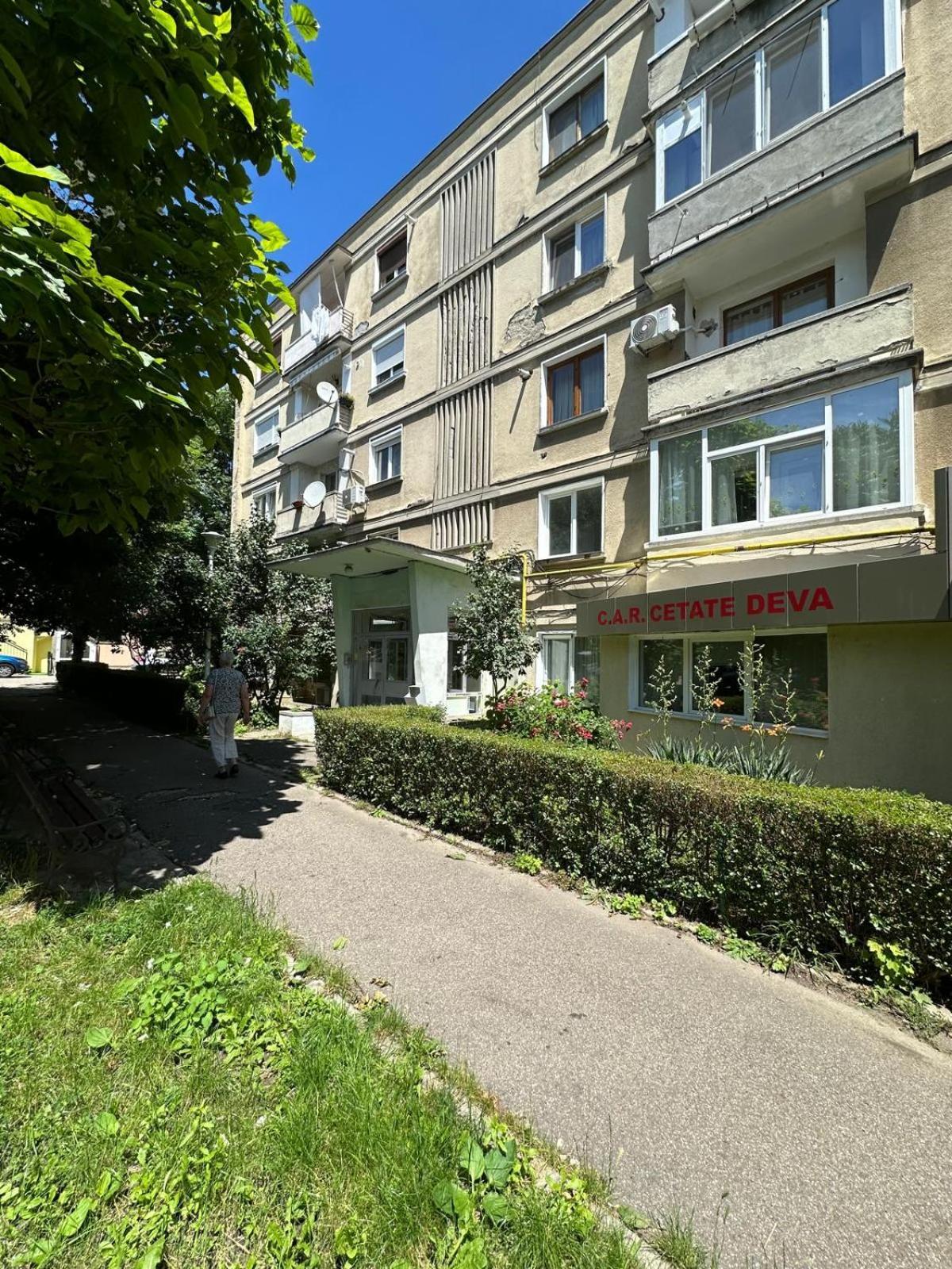 Apartament Central Deva Lejlighed Eksteriør billede