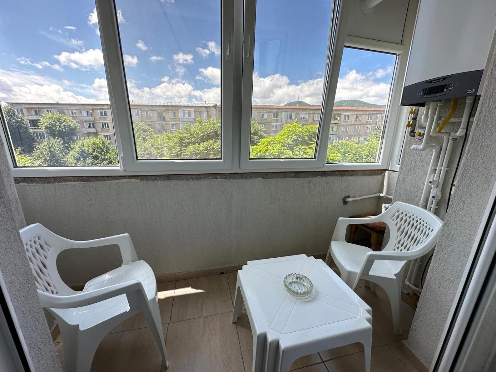 Apartament Central Deva Lejlighed Eksteriør billede
